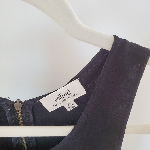 Aritzia Camisole - Picture 2 of 3